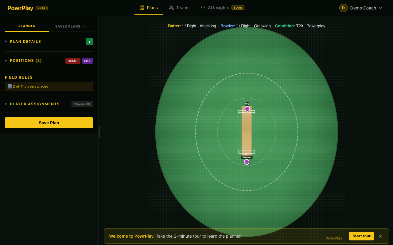 Field planner with an empty cricket field and sidebar